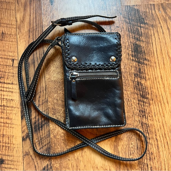 Patricia Nash Handbags - NAVY PATRICIA NASH CROSSBODY